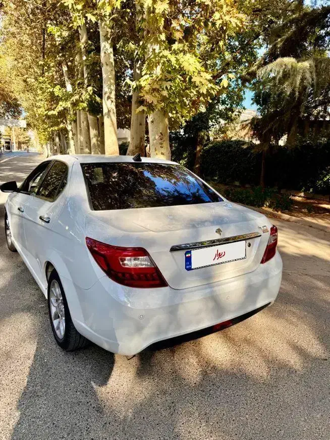 دنا پلاس توربو AT اتومات ۱۴۰۱خشک سنددست اول بی رنگ|خودرو سواری و وانت|کرج, چمران|دیوار