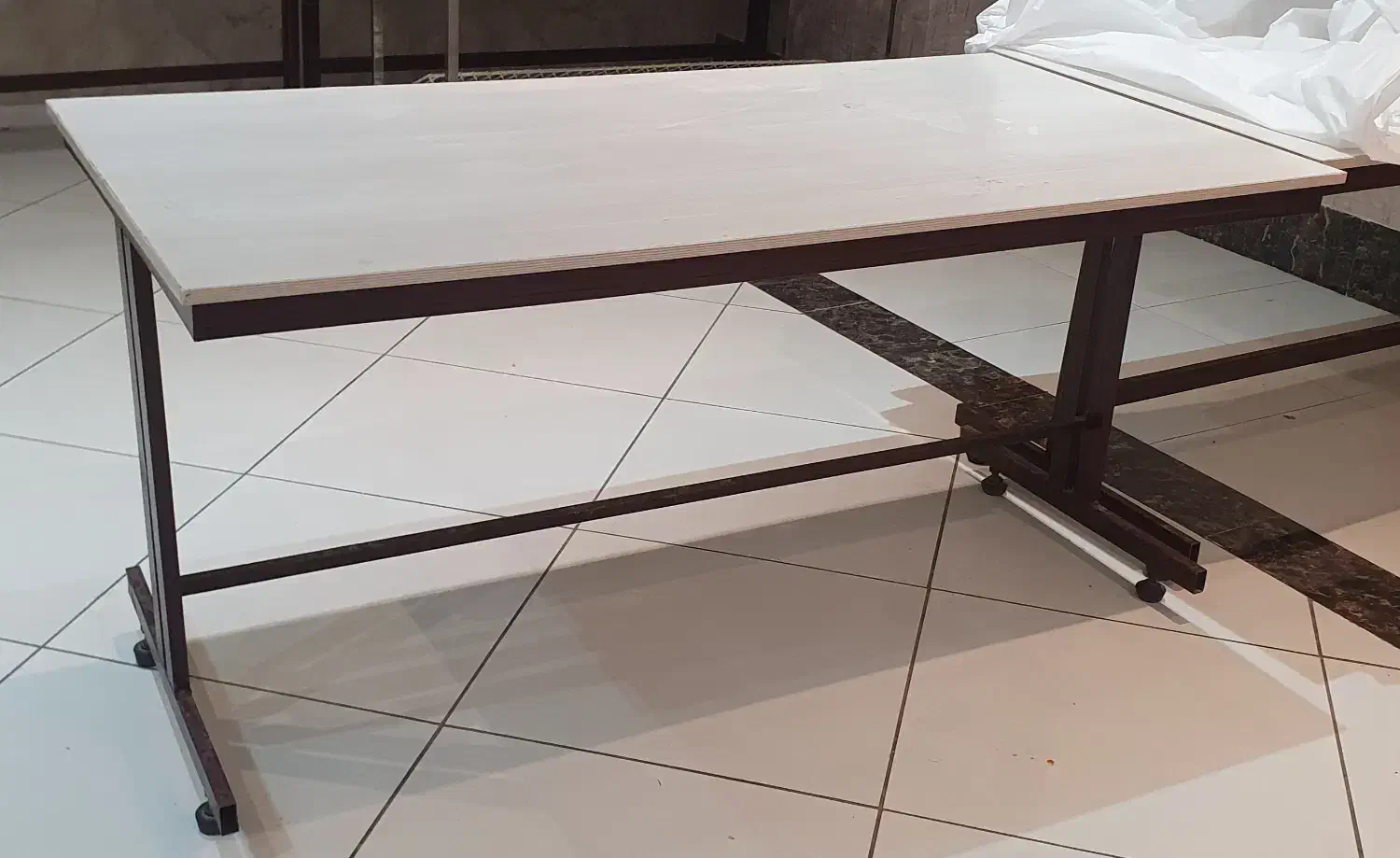 میز رستوران|میز و صندلی غذاخوری|اهر, |دیوار