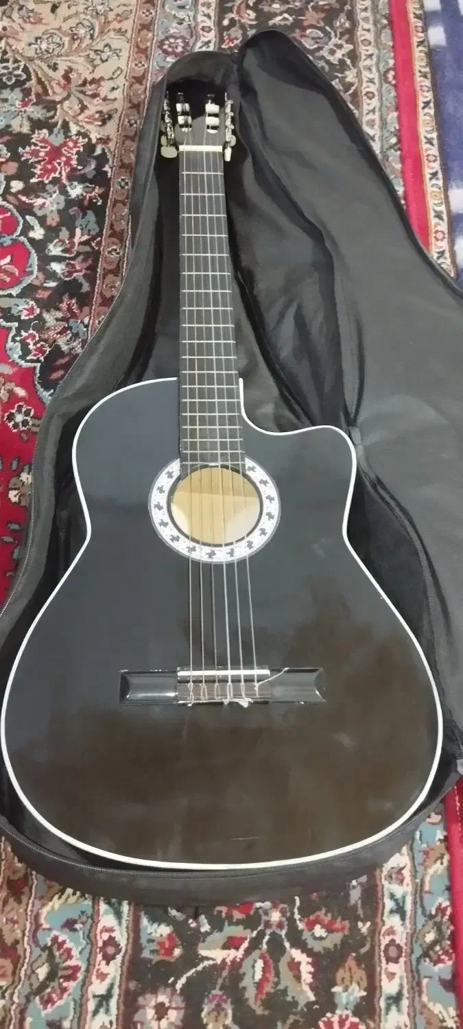 گیتار درحد|گیتار، بیس، امپلیفایر|مشهد, خواجه ربیع|دیوار