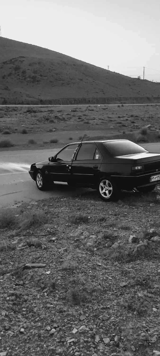 پژو ۴۰۵مشکی مدل ۸۳|خودرو سواری و وانت|بیرجند, |دیوار