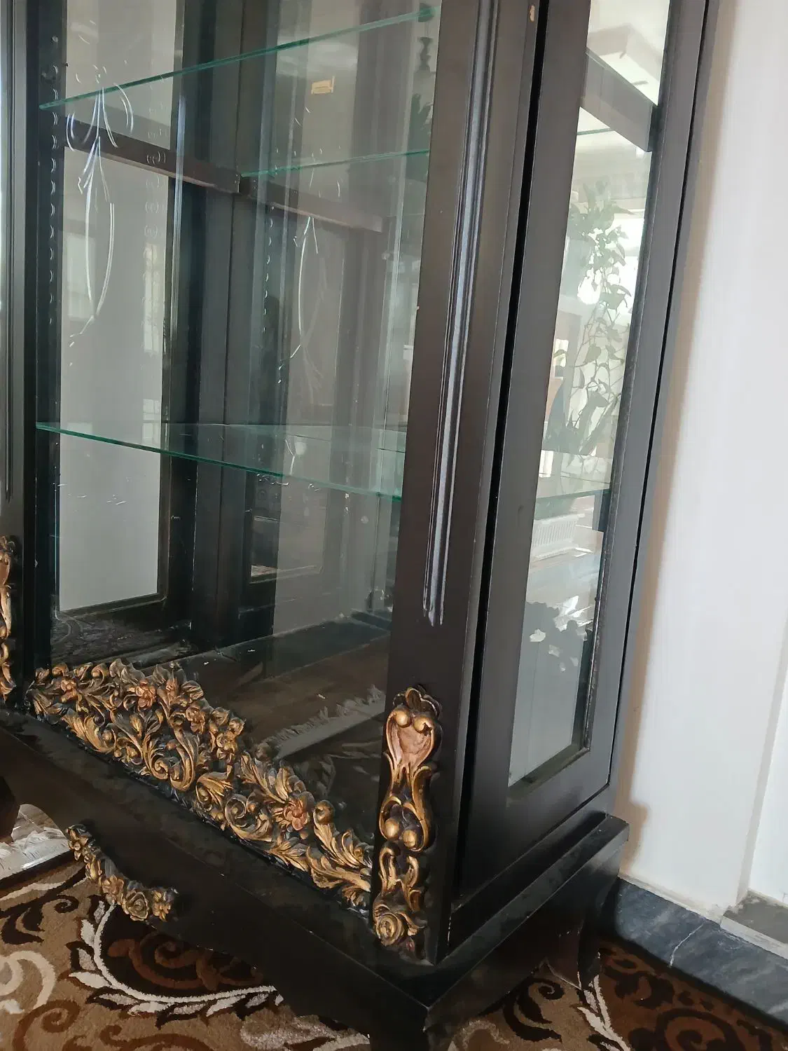 ویترین کاملا سالم|بوفه، ویترین، کنسول|لیسار, |دیوار