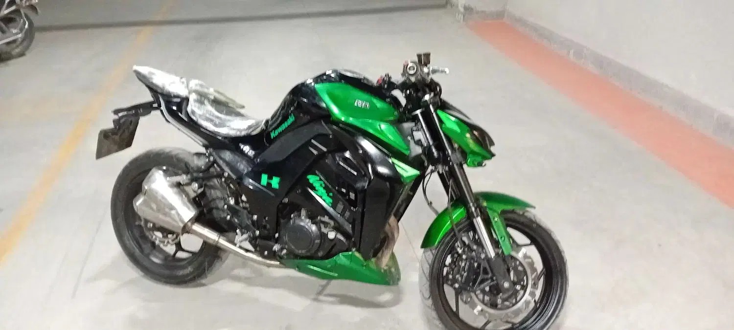 هاپیرو Z1000|موتورسیکلت|قم, زنبیل آباد|دیوار