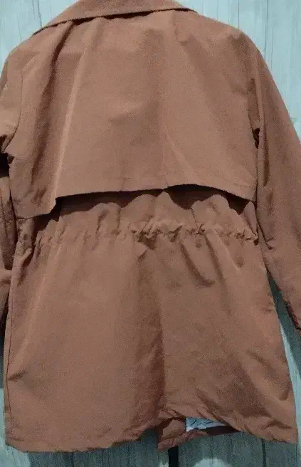 بارونی زیبا|لباس|ماهدشت, |دیوار