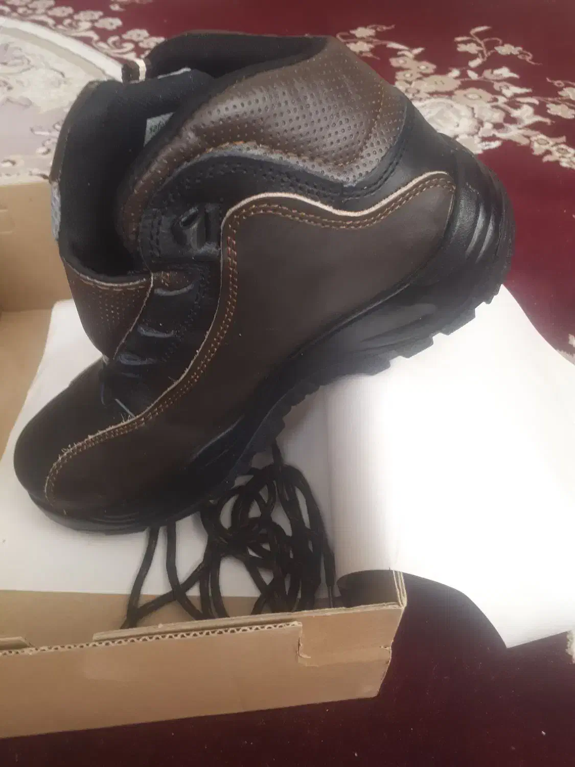 کفش کار با کفی طبی و نرم|کیف، کفش، کمربند|فارسان, |دیوار