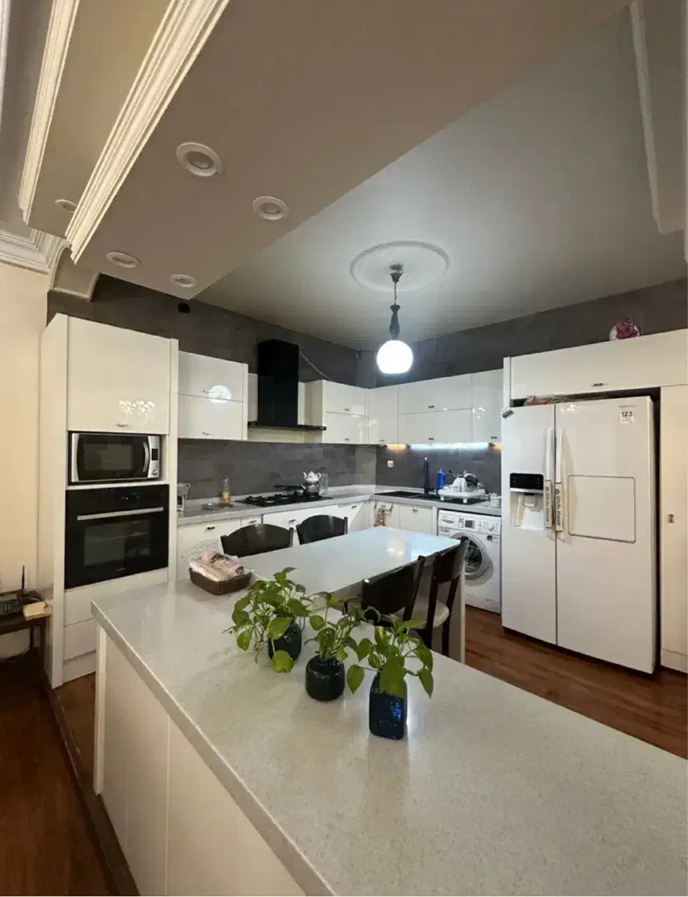 ۱۲۸متر/۲خواب/حیاط در اختیار/شهرک غرب