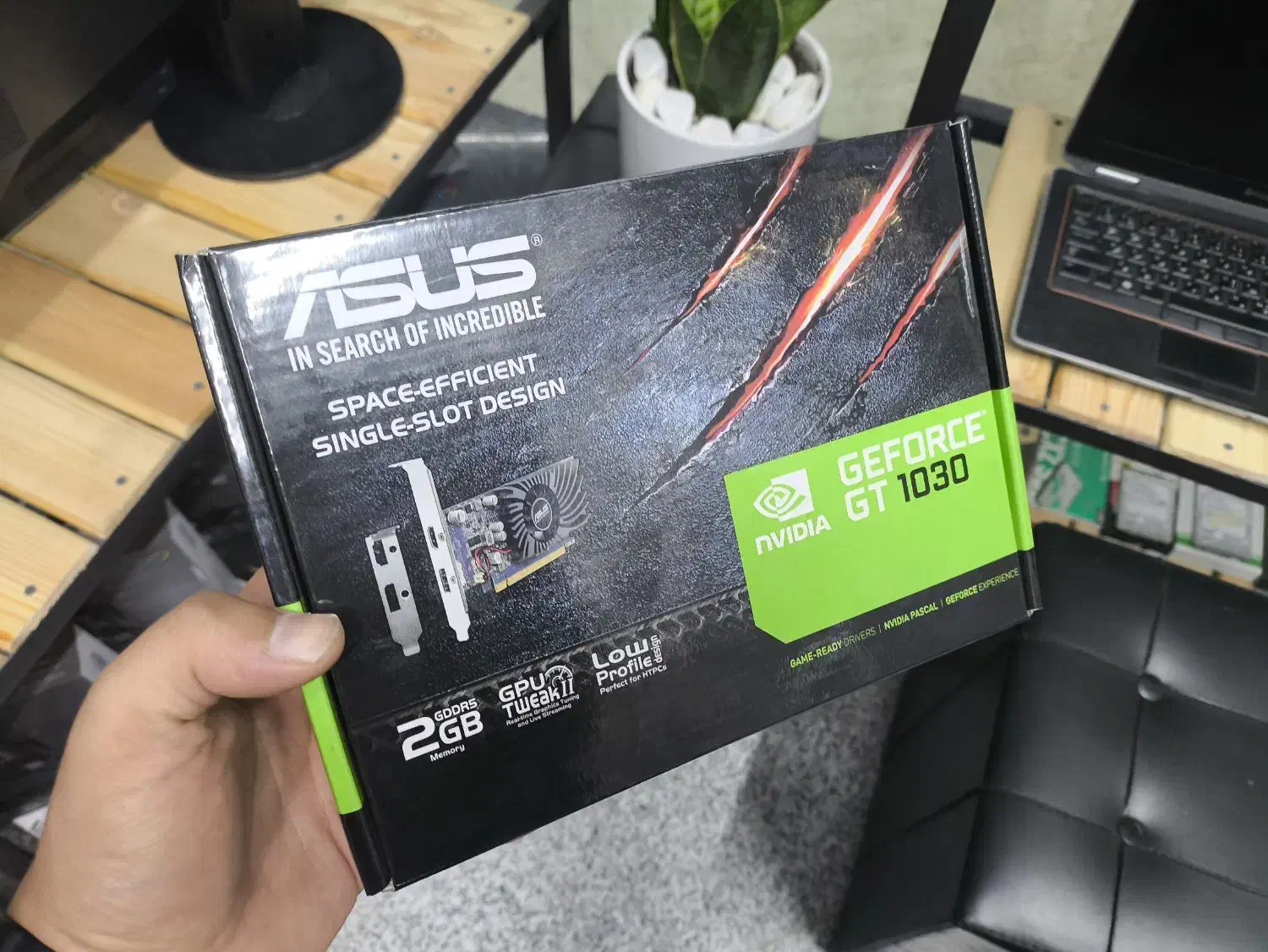 کارت گرافیک gt 1030 2gb نو مناسب کیس و مینی کیس|قطعات و لوازم جانبی رایانه|تهران, خلیج فارس|دیوار