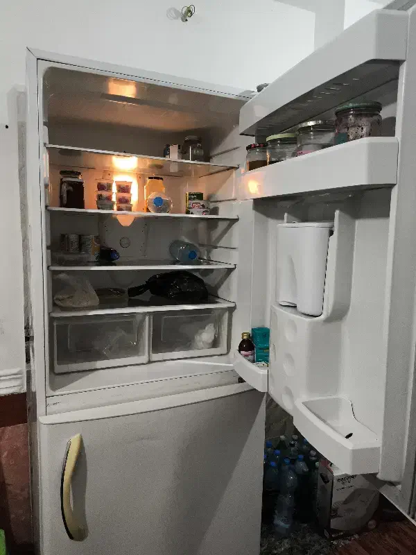 فروش یک دستگاه یخچال فریزر الکترواستیل|یخچال و فریزر|چابهار, |دیوار