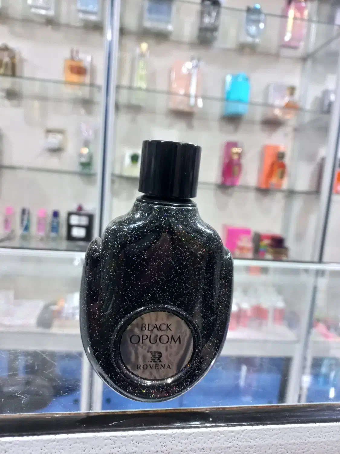 کیف پولم و گم کردم کارتام داخلش بودن|اشیا|شاهینشهر, سعدی جنوبی|دیوار