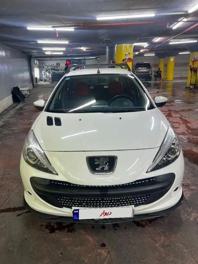 ۲۰۷ سقف فلز ۴۰۲|خودرو سواری و وانت|تهران, حشمتیه|دیوار