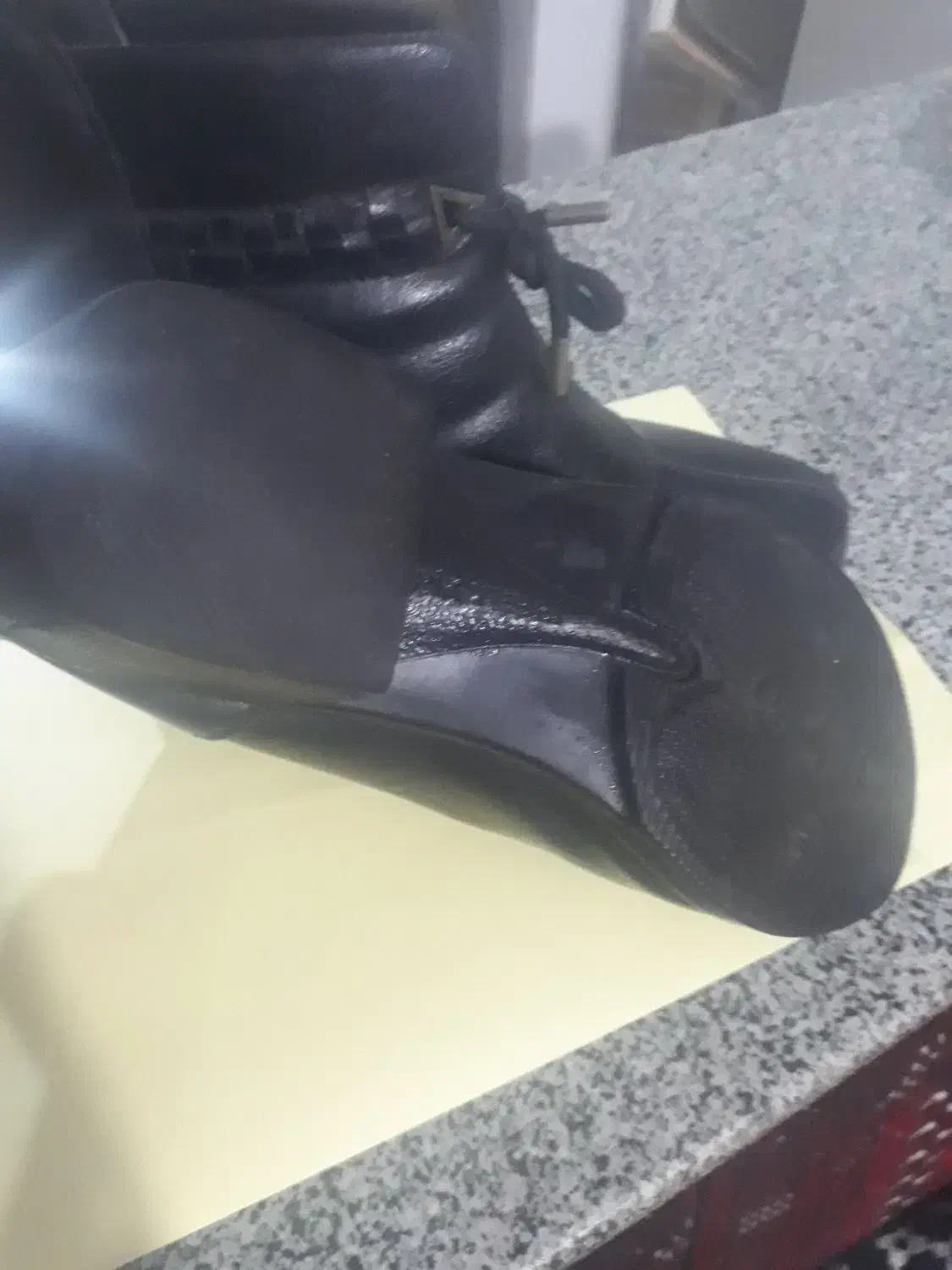 نیم پوت|کیف، کفش، کمربند|گرگان, |دیوار