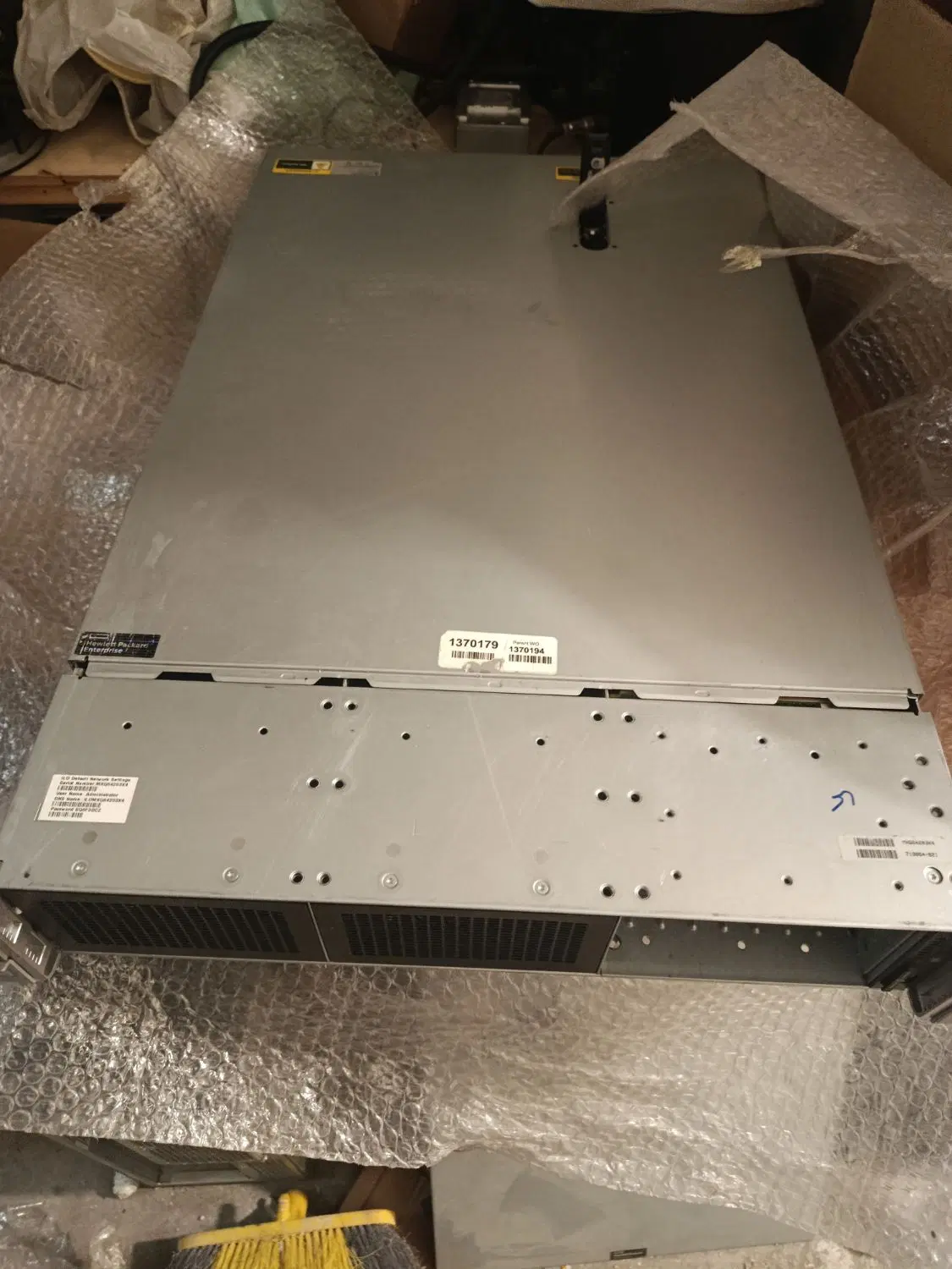 سرور اچ پی قیمت مناسب dl 380g9 8sff|مودم و تجهیزات شبکه|تهران, خواجه نظام الملک|دیوار