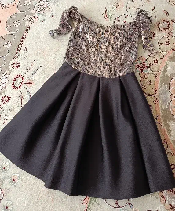 لباس و مانتو مجلسی|لباس|قیدار, |دیوار