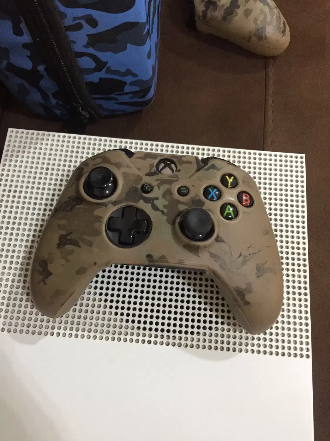 Xbox 1s|کنسول، بازی ویدئویی و آنلاین|رشت, گلسار|دیوار