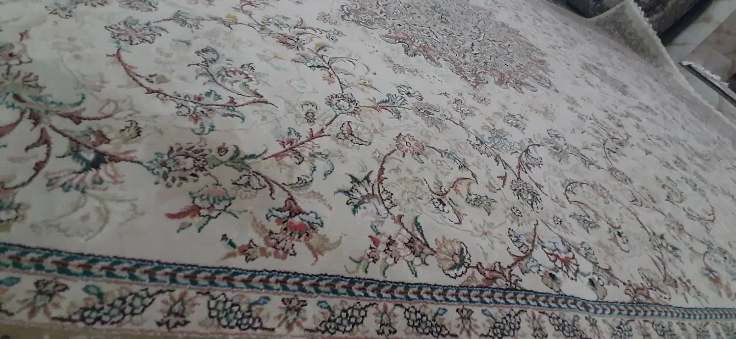 دوتخته فرش۹متری۶متری تمام نخ اصل۷۰۰شانه سالم سالم|فرش|ماهدشت, |دیوار