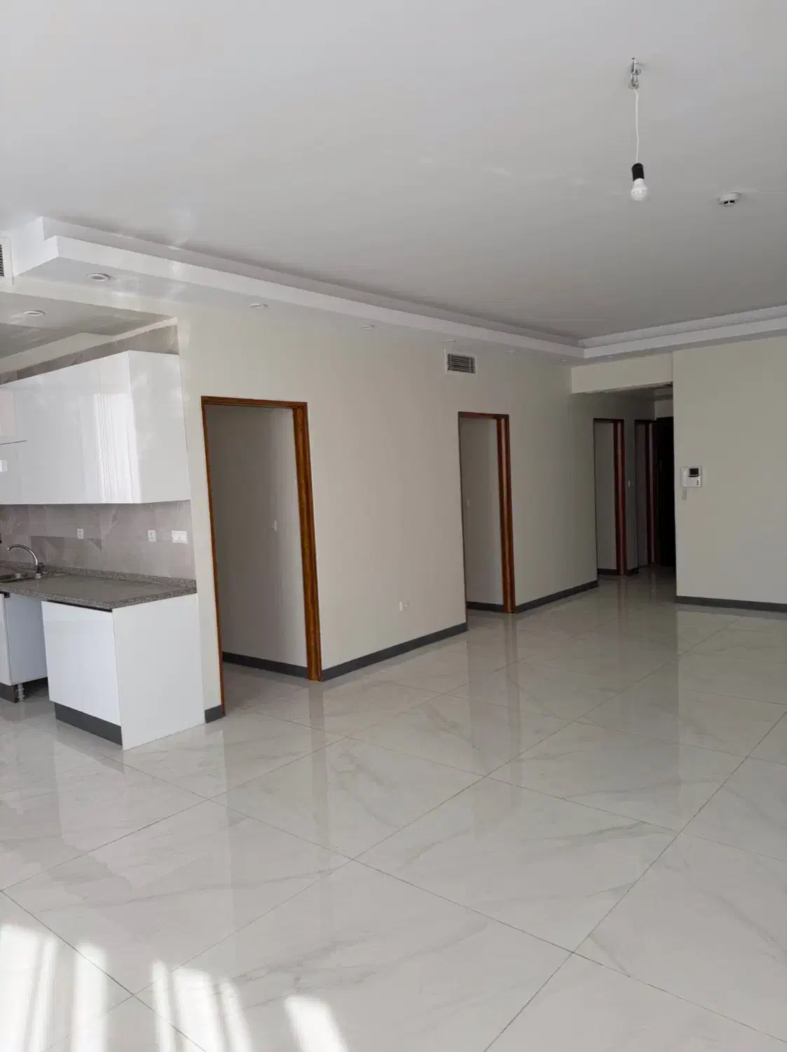 ۱۳۰ متر/سه خواب/کلیدنخورده/فول/کریمشاهیان|اجارهٔ آپارتمان|تهران, ائمه اطهار|دیوار