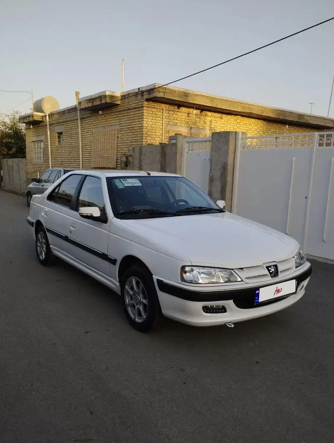 پژو پارس سال سفارشی دیلات دار|خودرو سواری و وانت|گنبد کاووس, |دیوار