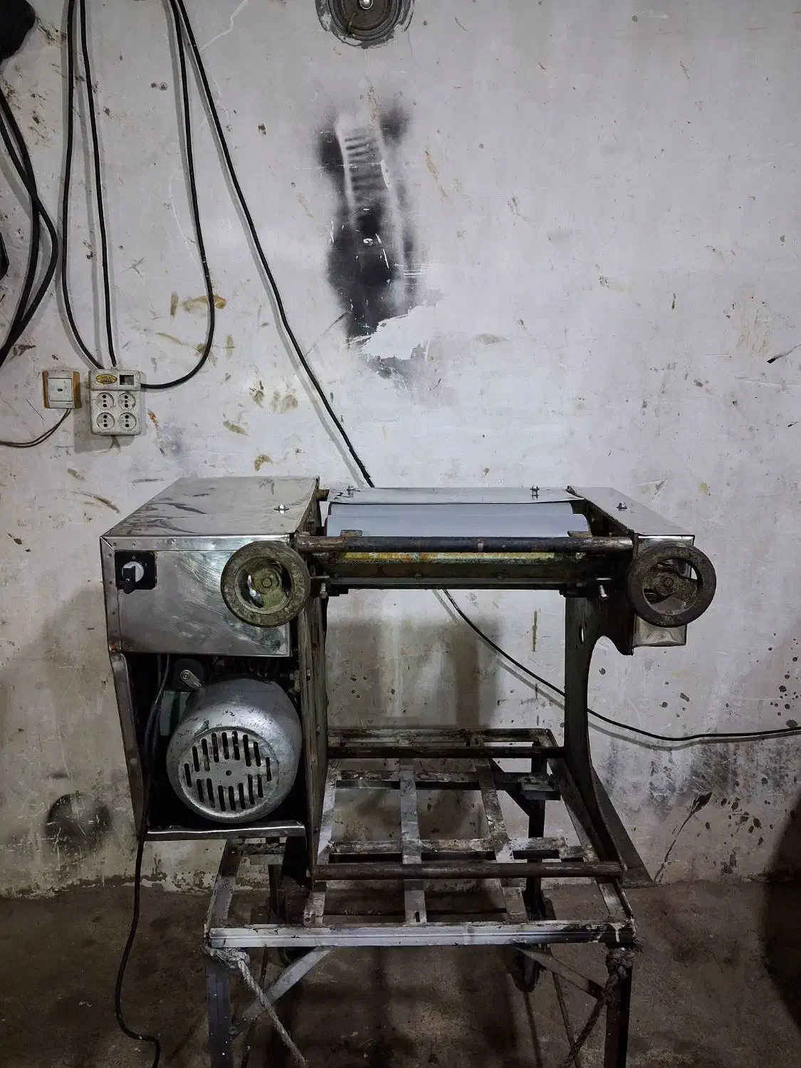 قلطک نانوایی|فروشگاه و مغازه|اسلامشهر, سیمرغ|دیوار