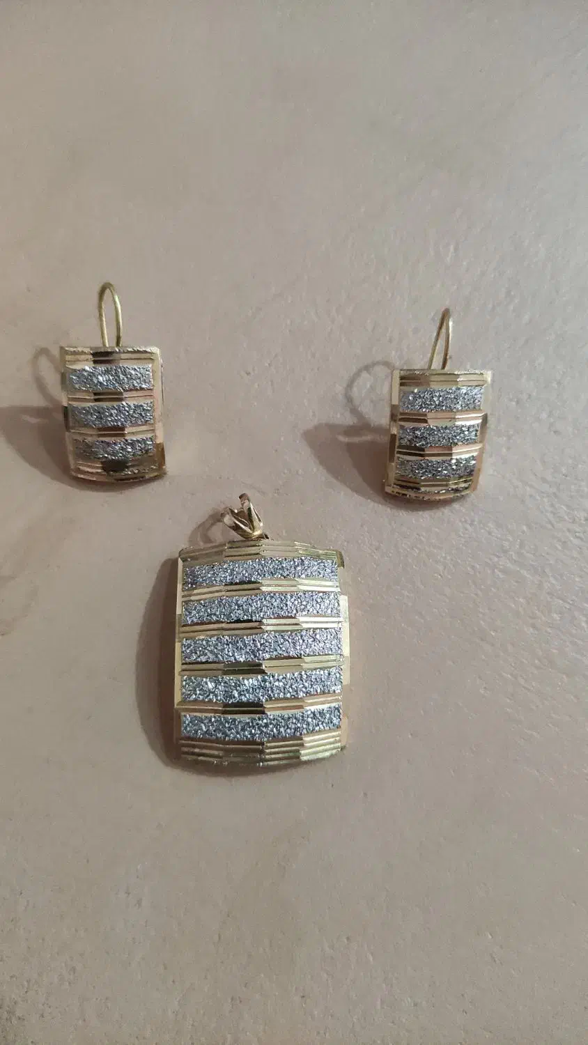 طلای بدون اجرت|جواهرات|رشت, آزادگان|دیوار