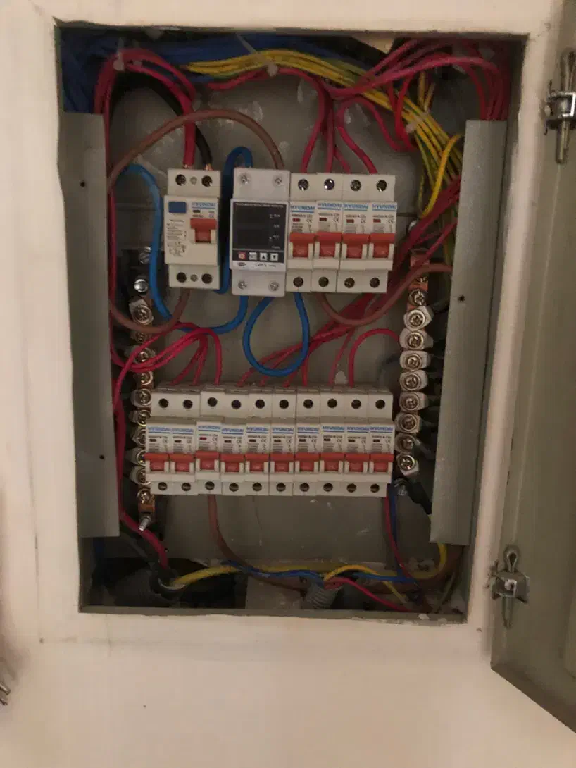 برقکاری و عیب‌یابی تخصصی برق ساختمان در  اهواز|خدمات پیشه و مهارت|اهواز, گلستان|دیوار