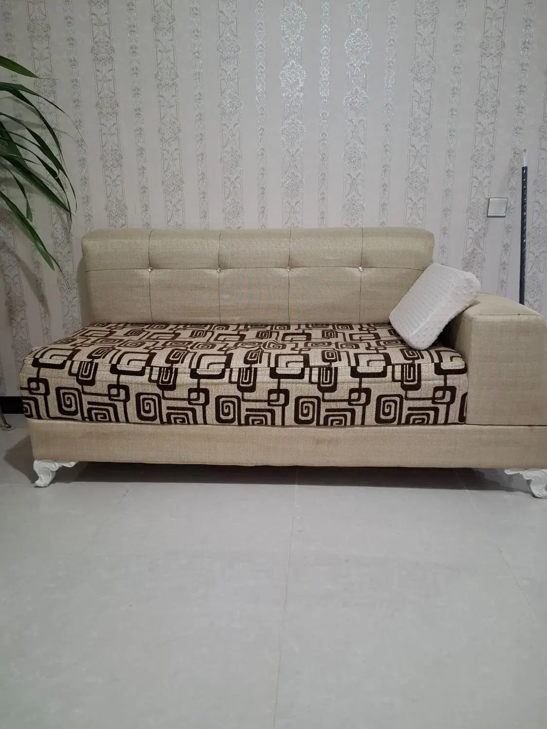 مبل دو عدد در حد نو|مبلمان خانگی و میز عسلی|خمین, |دیوار