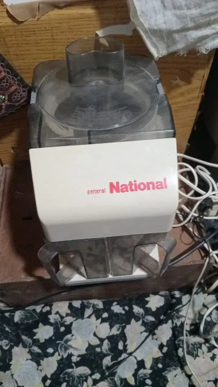 آبمیوه گیری سالم تروتمیز|آبمیوهگیر و آبمرکباتگیر|چهارباغ, |دیوار