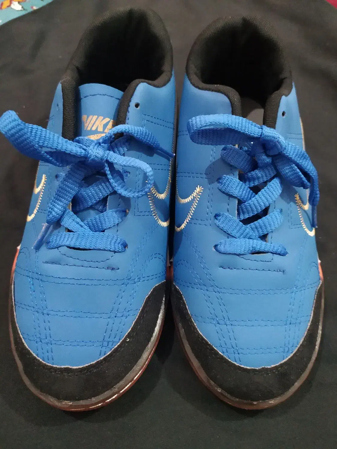 کفش نونونو|تجهیزات ورزشی|قم, قلعه کامکار|دیوار