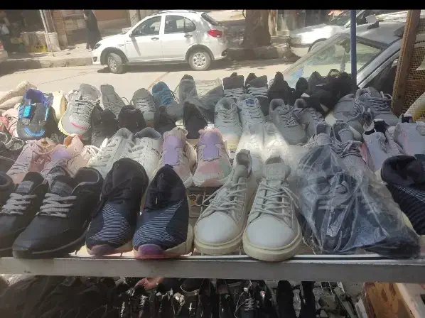 تعدادی کفش تک سایز مناسب سیار|کیف، کفش، کمربند|لردگان, |دیوار