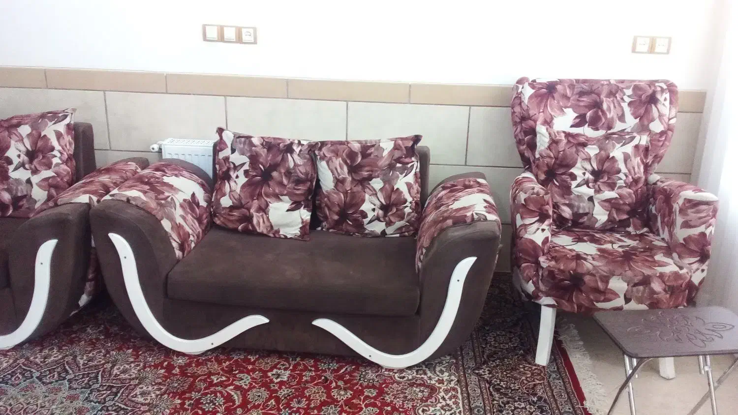 مبل ۷نفره دست دوم|مبلمان خانگی و میز عسلی|کرمان, |دیوار