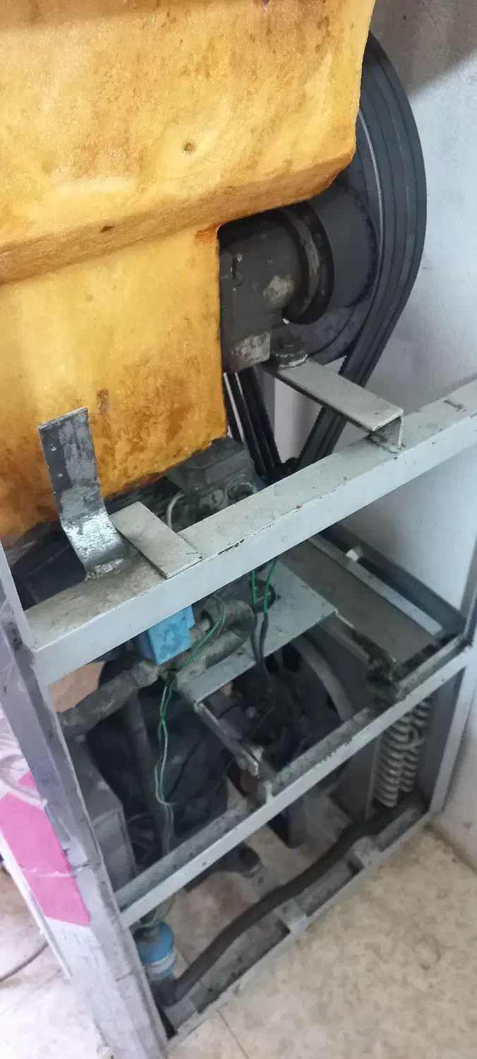 دستگاه بستنی ساز قیفی تک فاز|کافی‌شاپ و رستوران|پاکدشت, خاتون آباد|دیوار