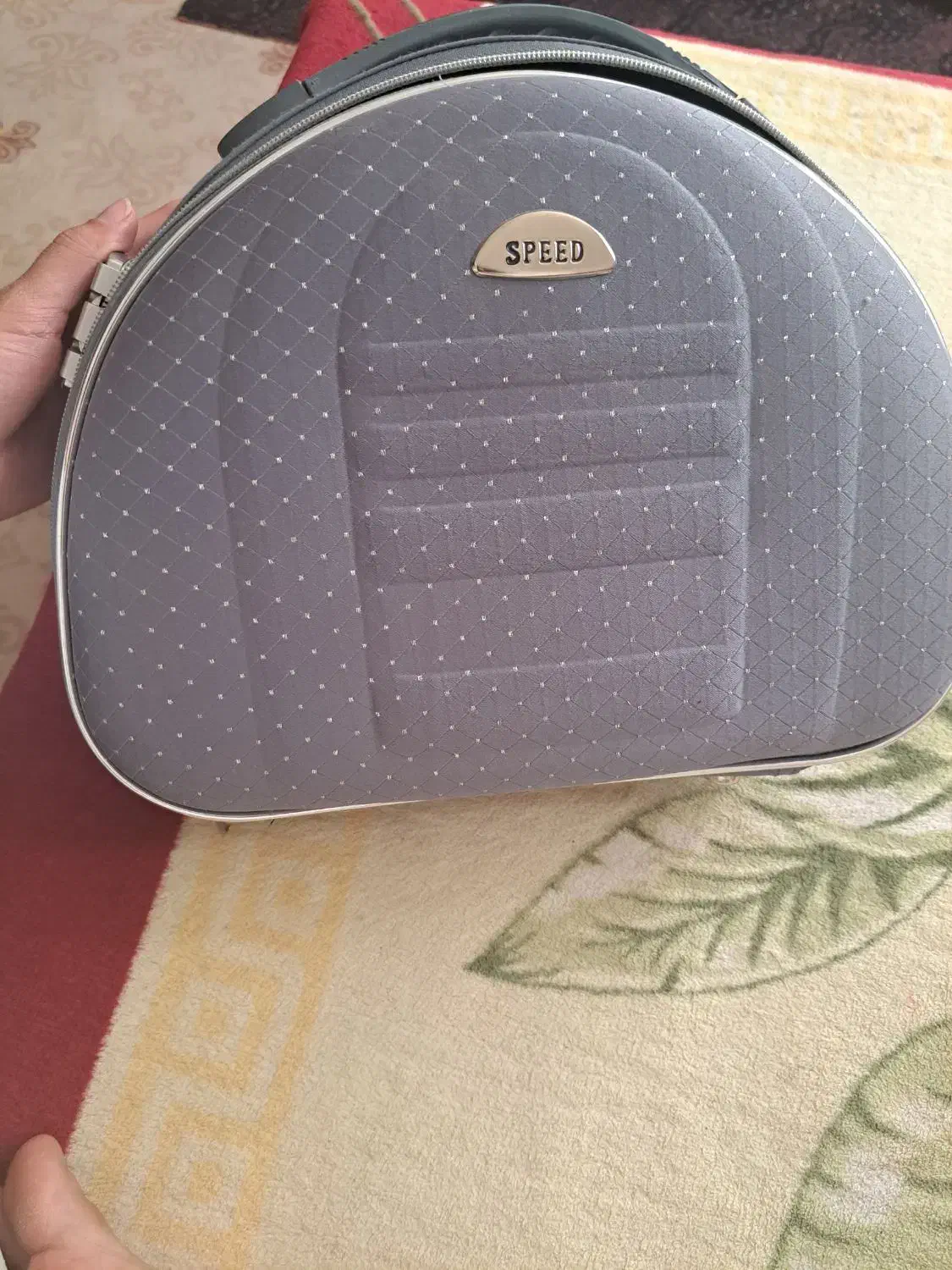 تعدادی کیف زنانه|کیف، کفش، کمربند|همدان, |دیوار