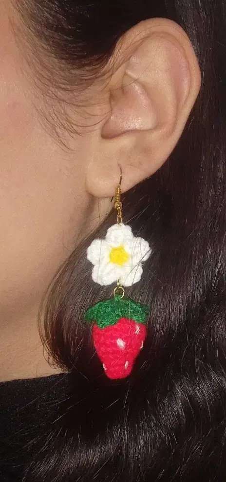 گوشواره توت فرنگی|بدلیجات|محمدیه-قزوین, |دیوار