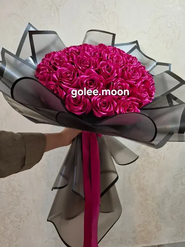 باکس ودسته گل روبانی .دسته گل عروس پیت پاکن..تولد‌|گل مصنوعی|تبریز, |دیوار