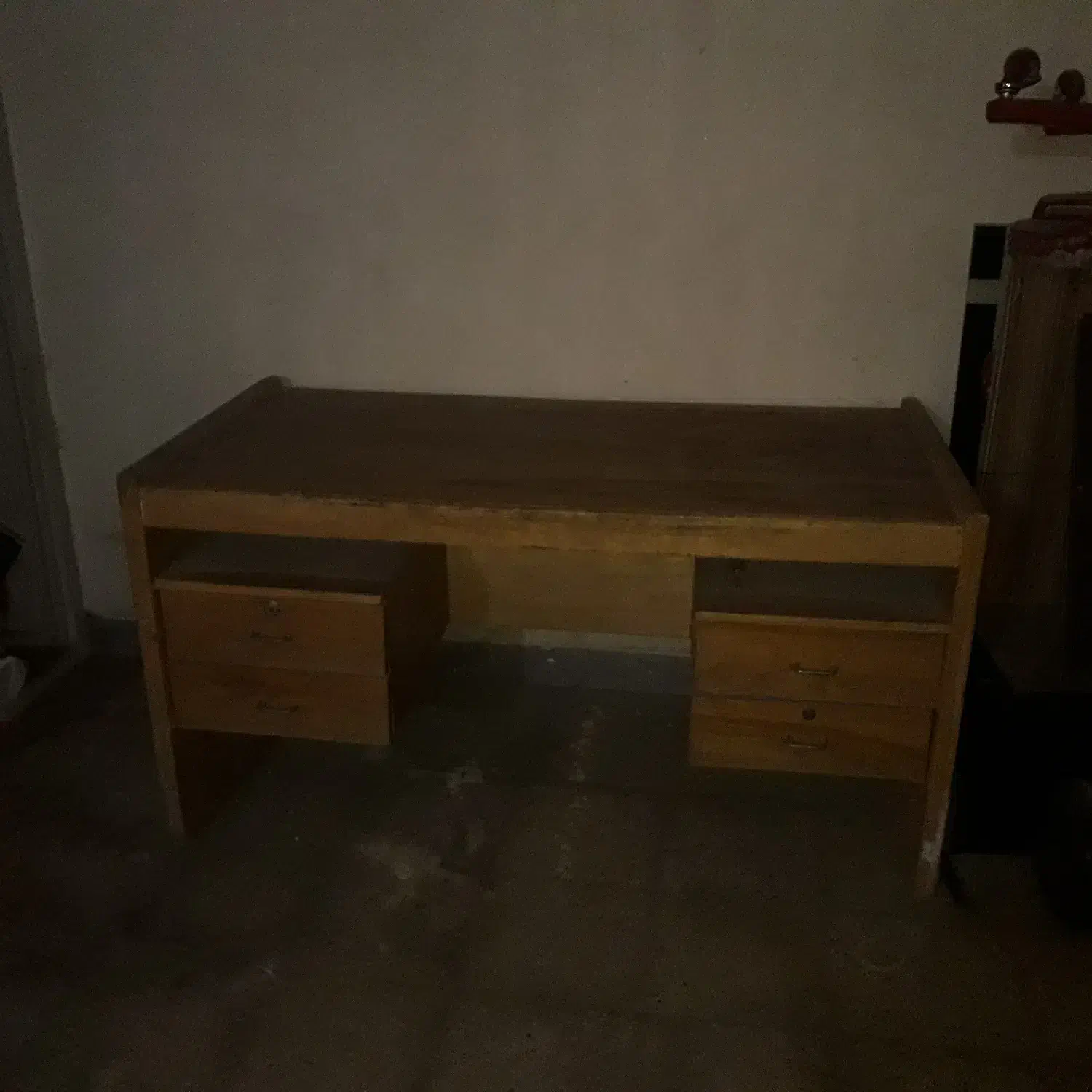 میز اداری|دفتر کار|همدان, |دیوار