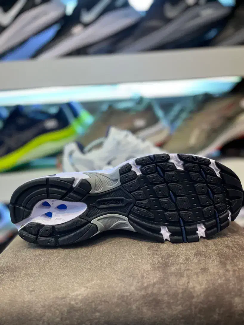 کتونی نیوبالانس ۵۳۰ ویتنامی|کیف، کفش، کمربند|تهران, باشگاه نفت|دیوار