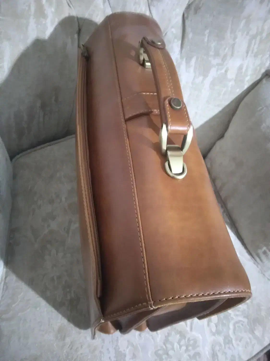 کیف چرمی اداری|کیف، کفش، کمربند|پاکدشت, پاکدشت (مامازند)|دیوار