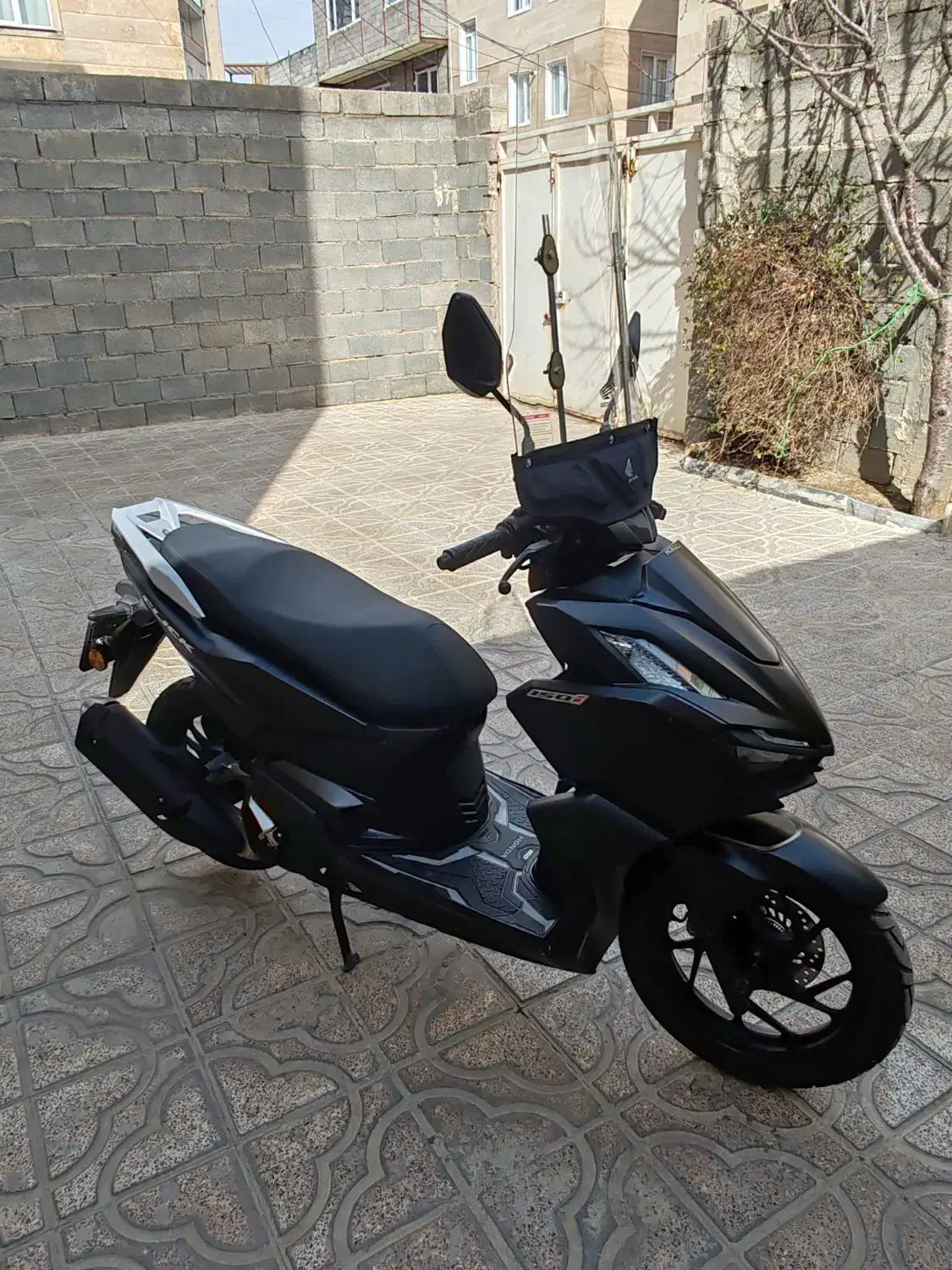 واریو 150|موتورسیکلت|سنندج, |دیوار