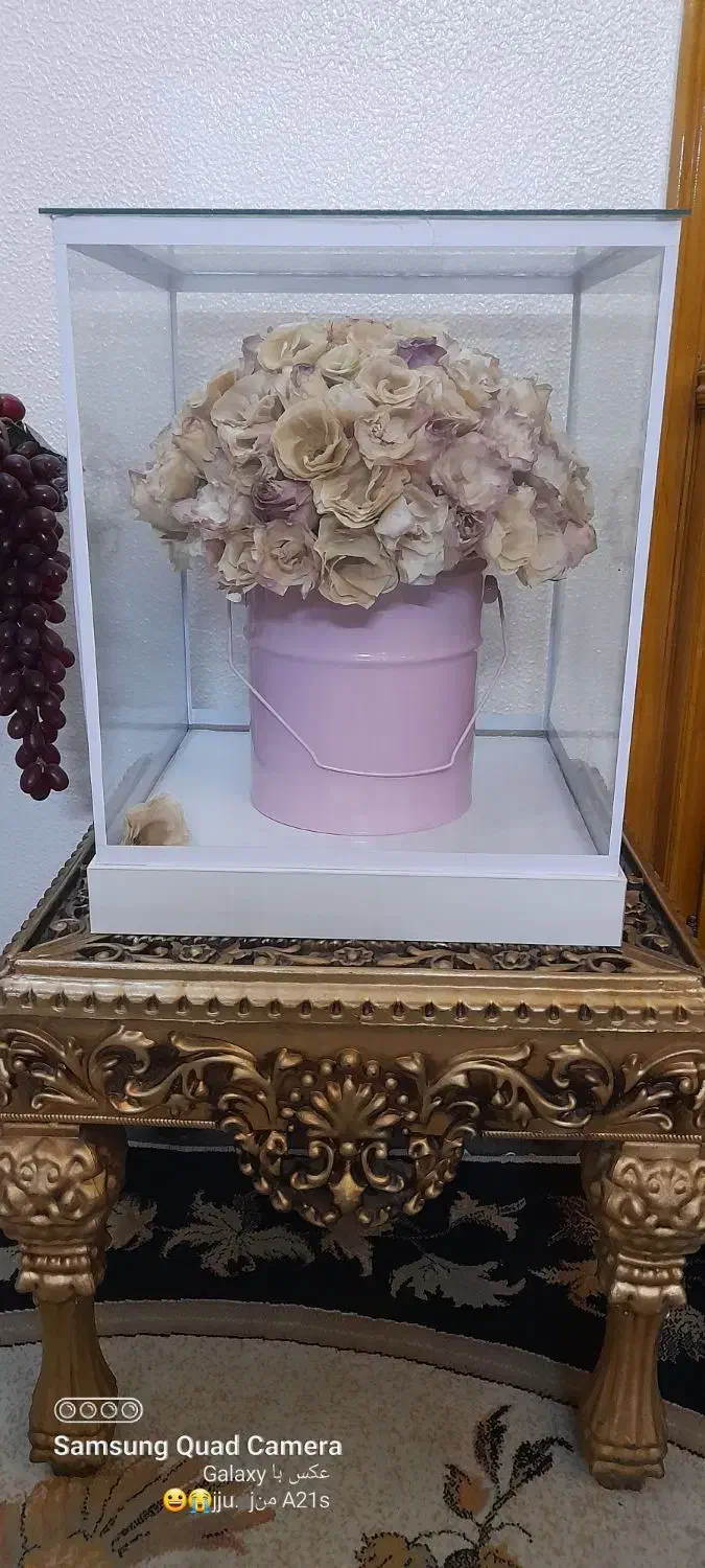 گل خشک با قاب زینتی|صنایع دستی و سایر لوازم تزئینی|اصفهان, شیخ طوسی|دیوار