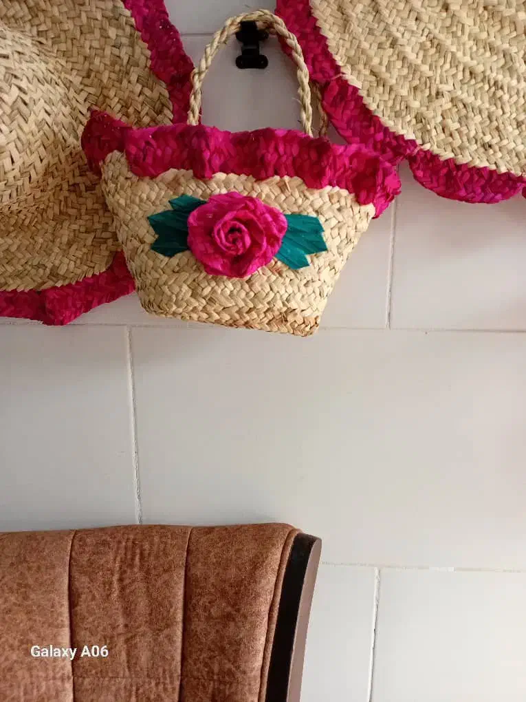 صنایعدستی|صنایع دستی و سایر لوازم تزئینی|رشت, آب و برق|دیوار