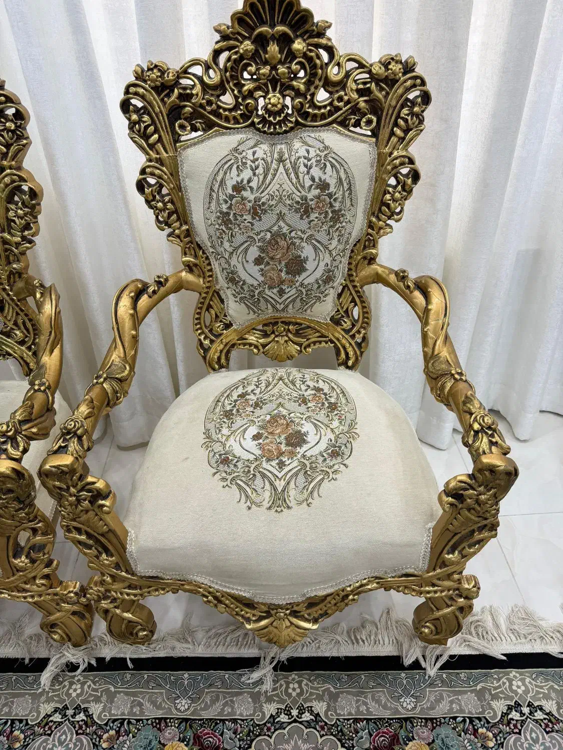 مبلمان سلطنتی ۹نفره چوب گردو /کار خاص و زیبا|مبلمان خانگی و میز عسلی|کازرون, |دیوار