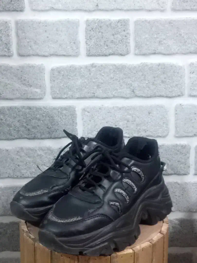 کفش|کیف، کفش، کمربند|شیراز, سلطان آباد|دیوار