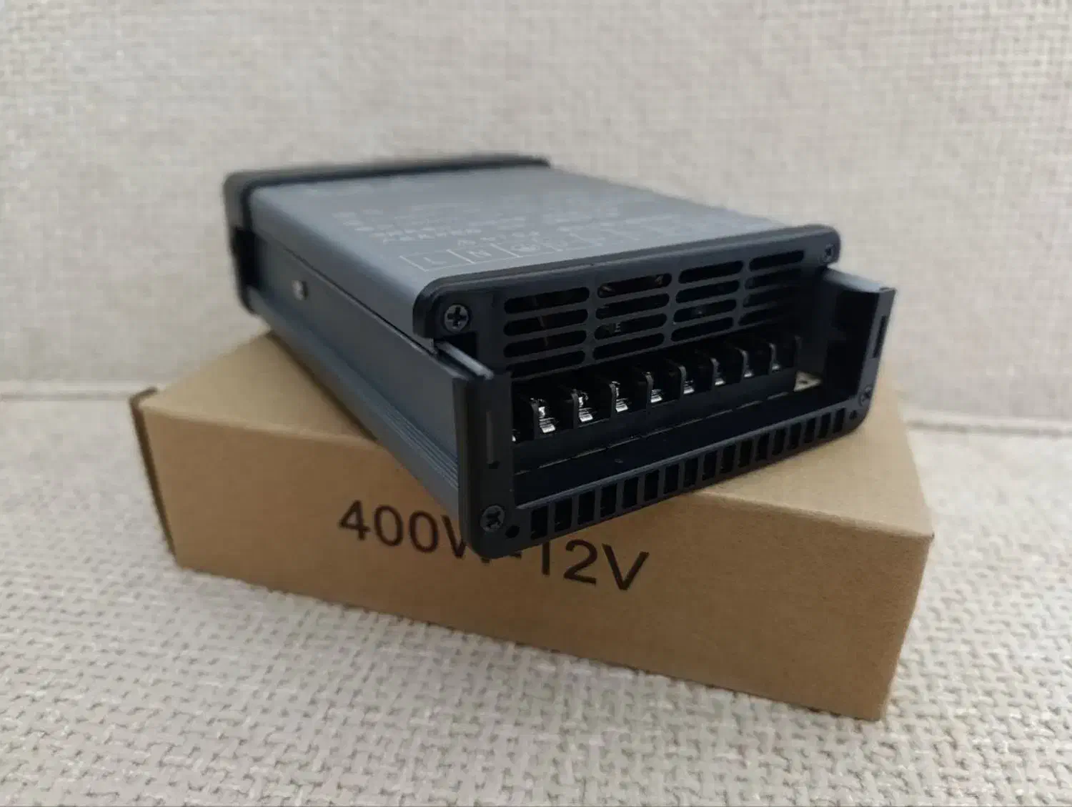 پاور سوئیچینگ ضد آب 12 ولت 33.3 آمپر 400 وات|لوازم جانبی موبایل و تبلت|صدرا-فارس, فاز ۱|دیوار