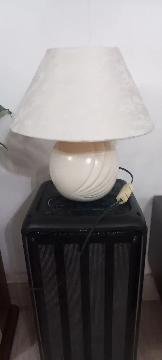 آباژور کوتاه بسیار شیک|چراغ خواب و آباژور|بندر انزلی, بی بی حوریه|دیوار