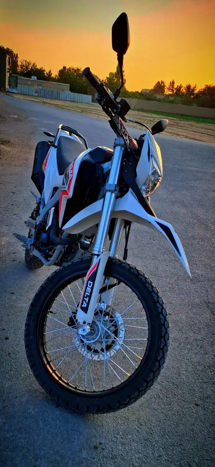 تریل دلتا sx2|موتورسیکلت|خمینیشهر, |دیوار