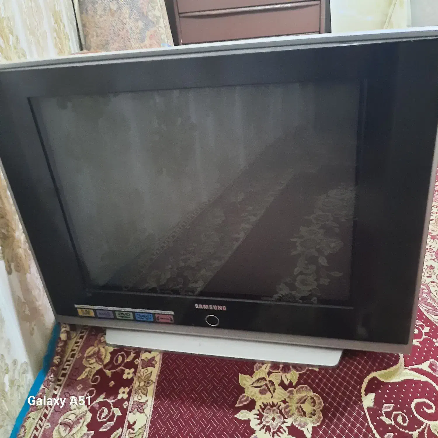 تلویزیون قدیمی|تلویزیون و پروژکتور|قزوین, |دیوار