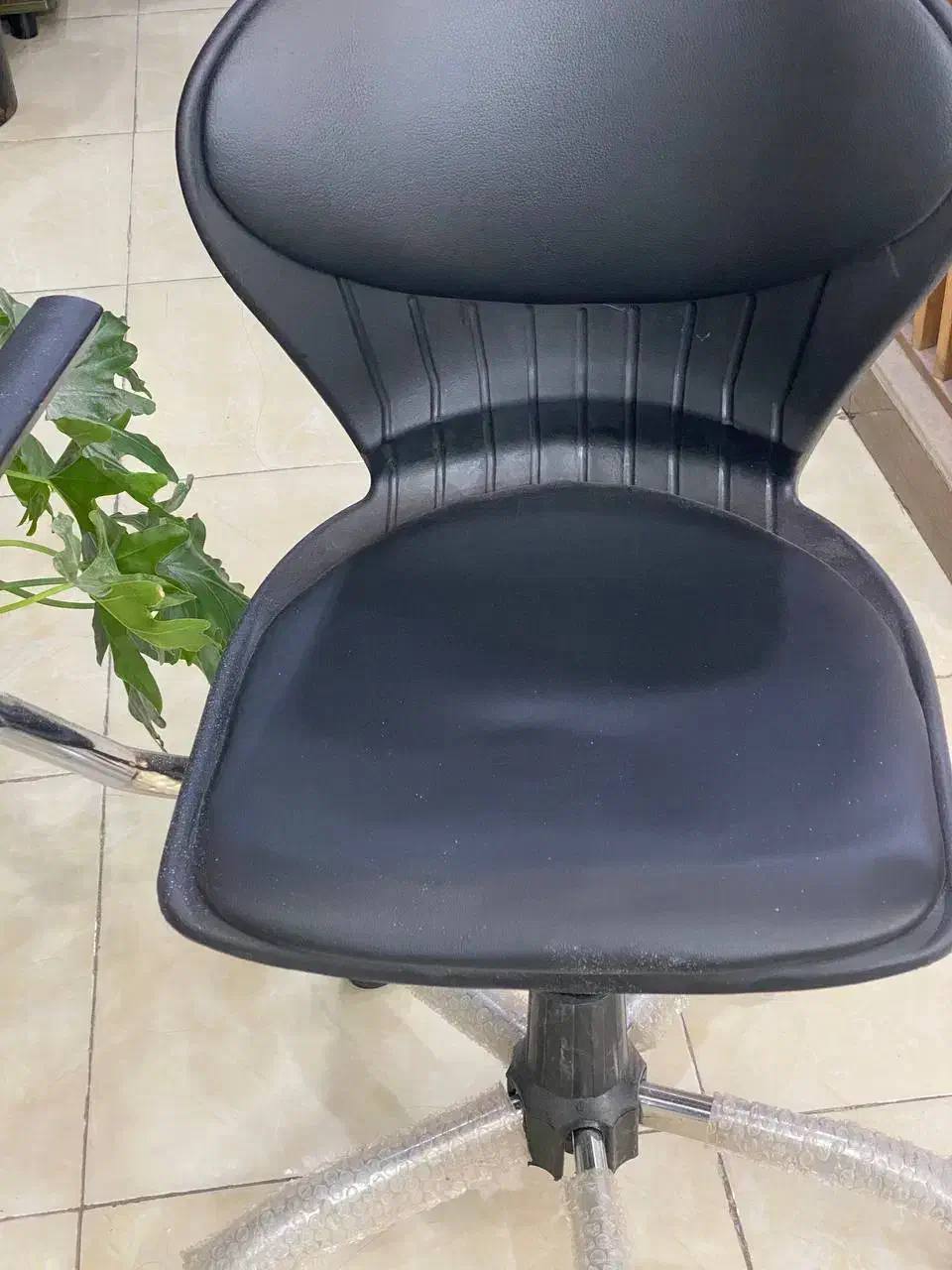 میز و صندلی ناخن|آرایشگاه و سالن‌های زیبایی|ساری, |دیوار