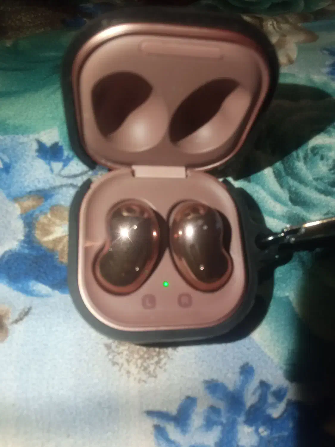 گلکسی برادر لایو.ایربادز سامسونگ|لوازم جانبی موبایل و تبلت|مشهد, فارغ التحصیلان|دیوار