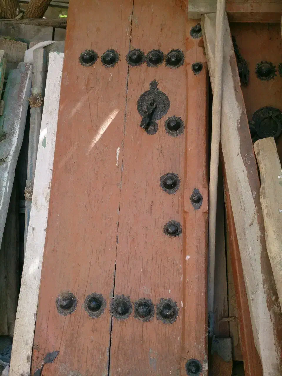 دروازه چوب گردو قدیمی|کلکسیون اشیاء عتیقه|سنندج, |دیوار