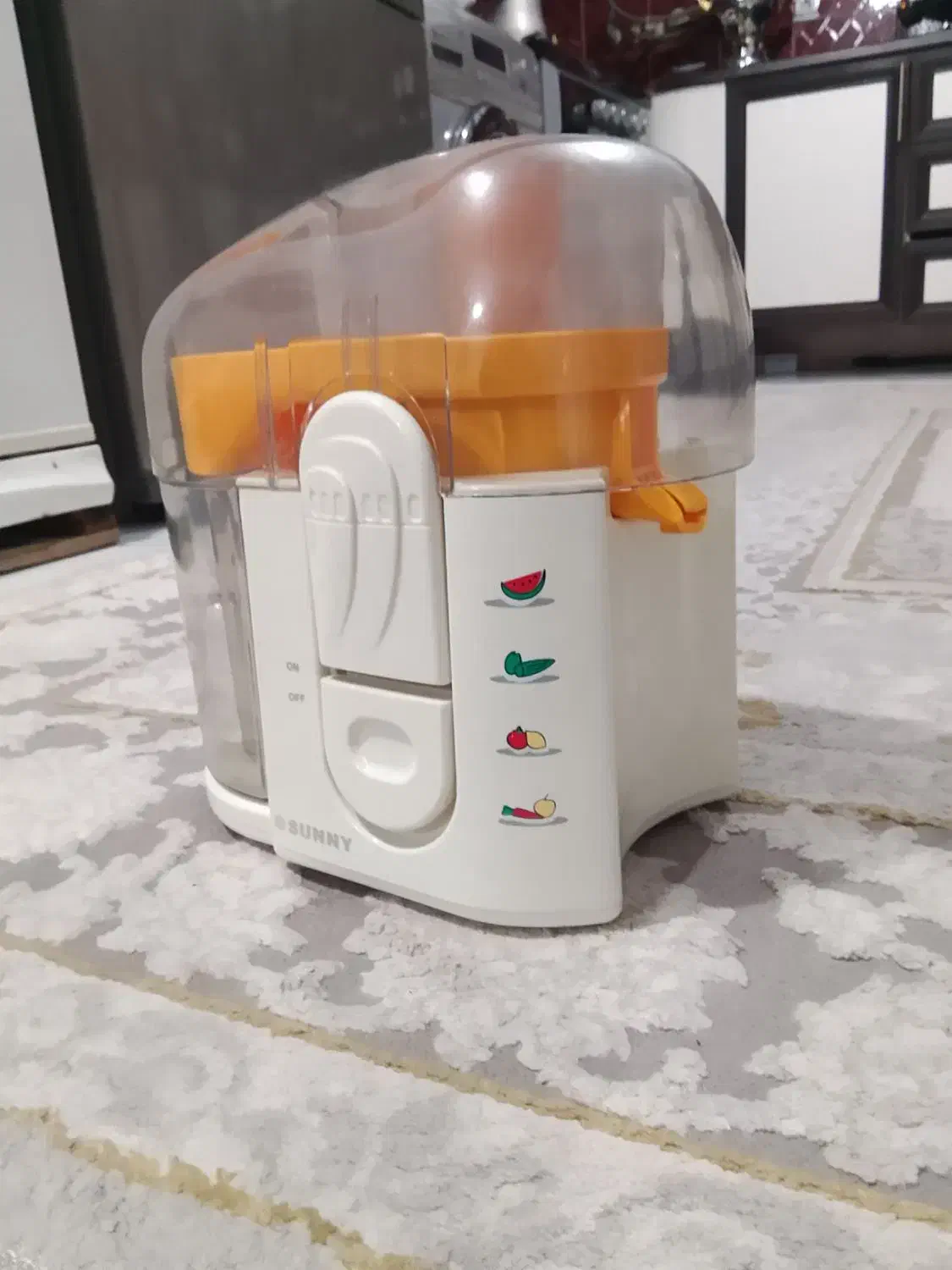 آبمیوه گیری سانی اصلی نو نو|آبمیوه‌گیر و آب‌مرکبات‌گیر|نظرآباد, شهرک بزرگمهر|دیوار