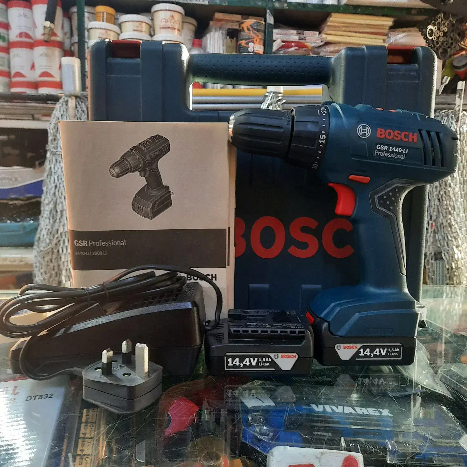 دریل شارژی بوش اصل 14ولت همراه با کیف زیر قیمت|ابزارآلات|تهران, نصرت|دیوار