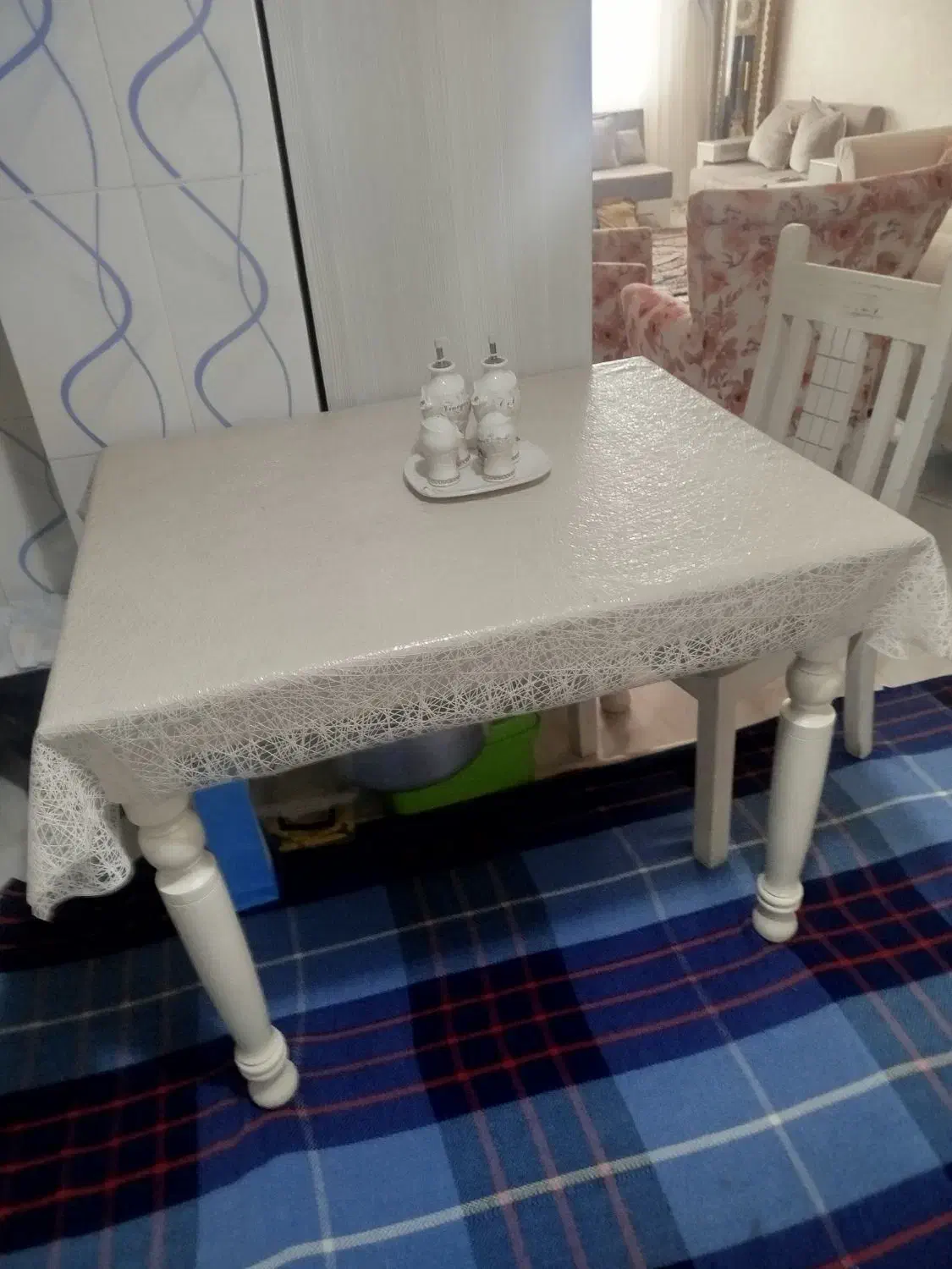 غذاخوری چهارنفره|میز و صندلی غذاخوری|ارومیه, |دیوار